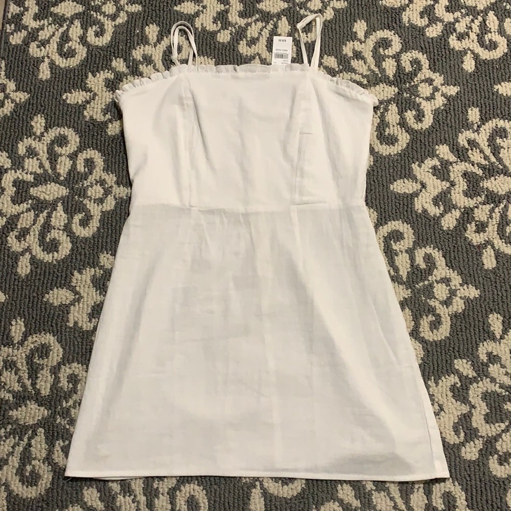 NWT Pacsun Short White Dress with Ruffle Detail